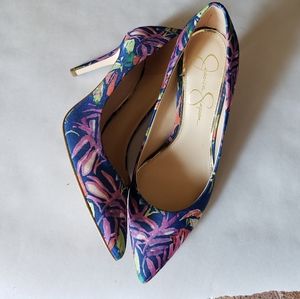 Jessica simpson pointer toe stilleto heels